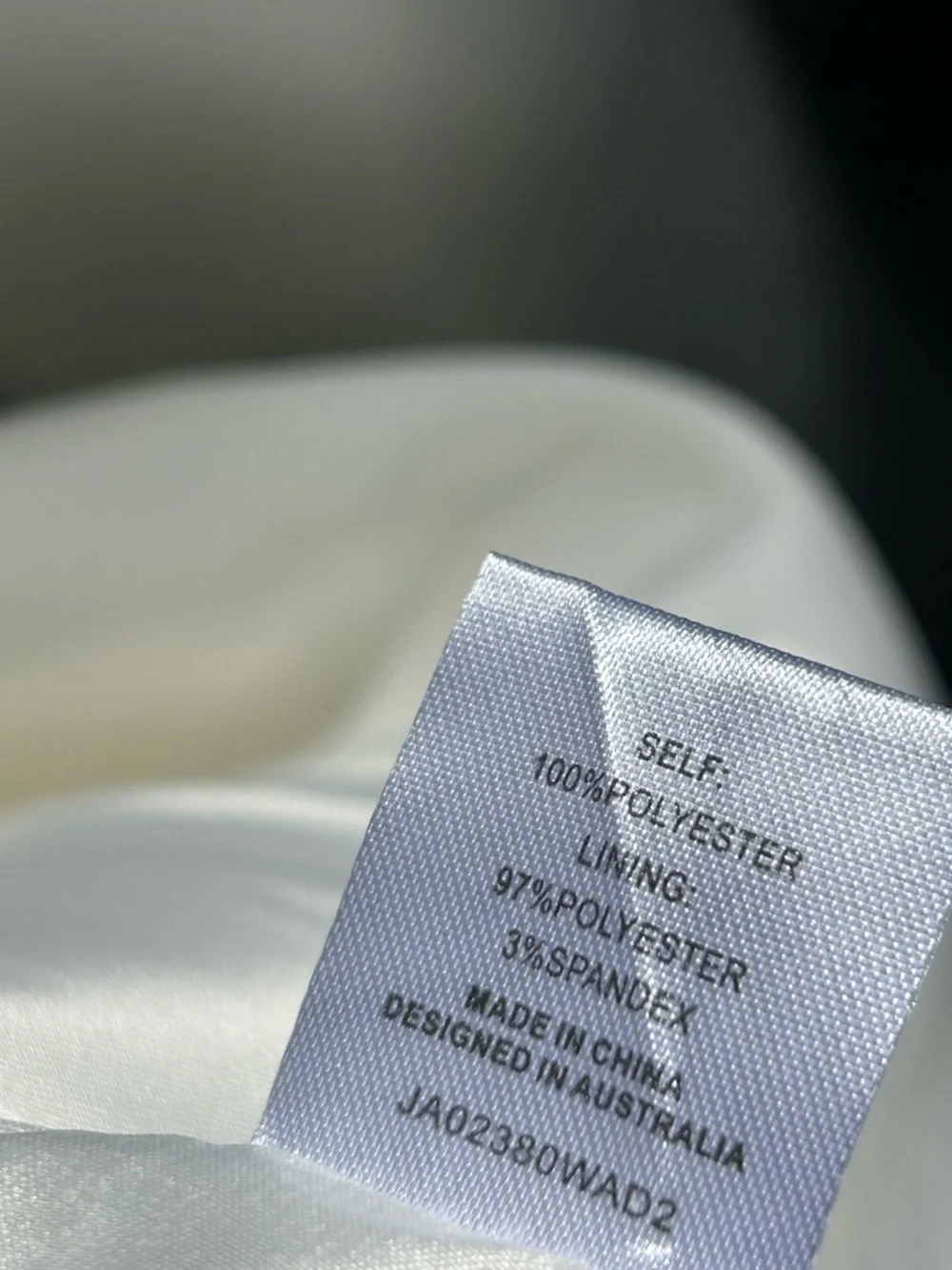 NWT Meshki Helda Fitted Blazer in white - Picture 11 of 11